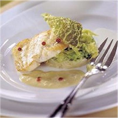 Skrei de Norvège et mille choux aux baies roses