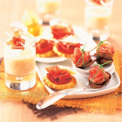 Petite soupe froide de haricots « coco » et copeaux de jambon sec