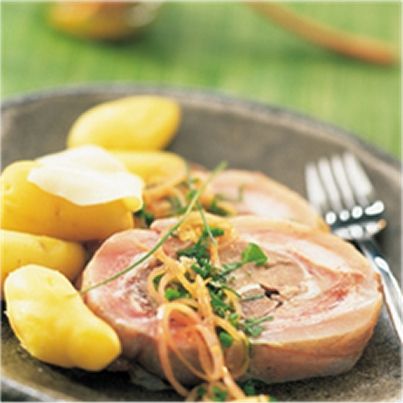 Tête et langue de veau, vinaigrette tiède aux deux huiles