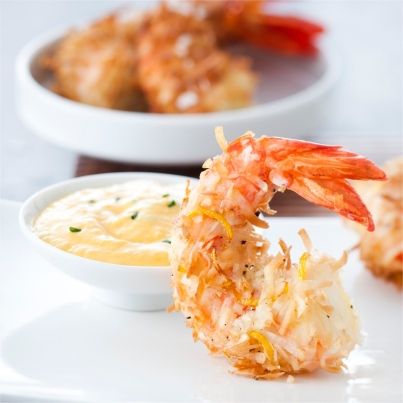 Gambas Croustillantes à la Noix de Coco et Dip Mangue Ciboulette