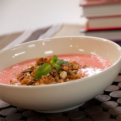 Granola au lassi de fraises rondes de France