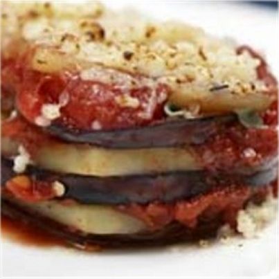 Gratin de pommes de terre, aubergines et tomates
