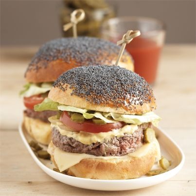 Hamburgers au pavot bleu, petits pains briochés sans sucre