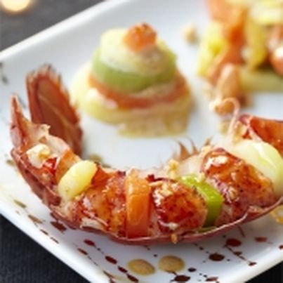 Demi-Homard et ses Fines Tranches de Légumes, Sauce Champagne