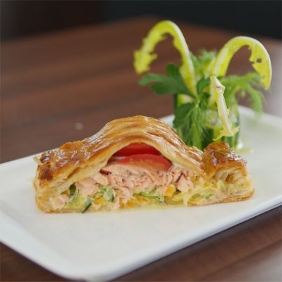 Jalousie de Saumon à la fondue de légumes
