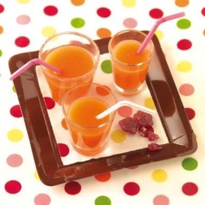 Jus de pamplemousse de Floride à la violette
