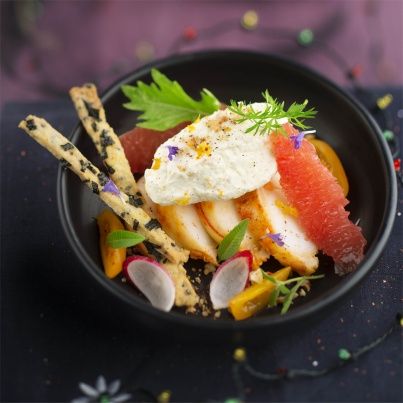 Langouste, crème orange noisette et sablés noirs