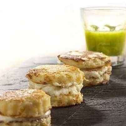 Macarons de patate douce à la mousse de Comté