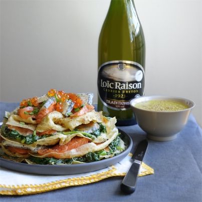 Mille-feuilles de Crêpes au Chèvre, Saumon et Epinards