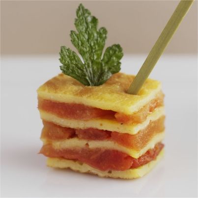 Mille-feuilles d'omelette au péquillos