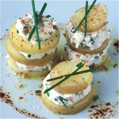 Mille-feuilles de pommes de terre primeurs AOC de l'île de Ré au chèvre frais
