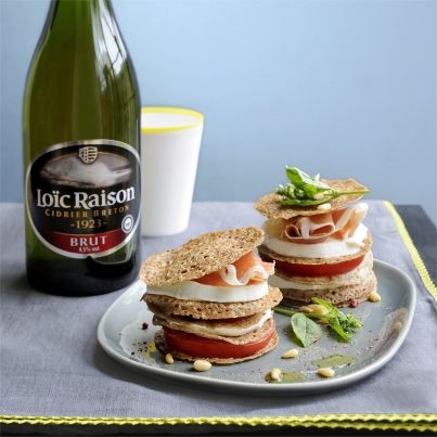 Mille-feuilles croustillant Tomate et Mozzarella