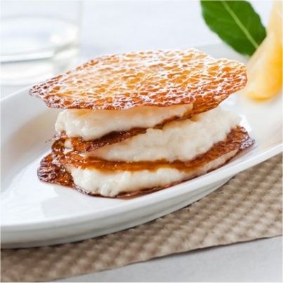 Millefeuille croustillant au citron confit et riz au lait infusé au laurier