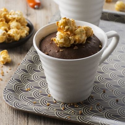 Mug cake choco praliné et garniture croquante