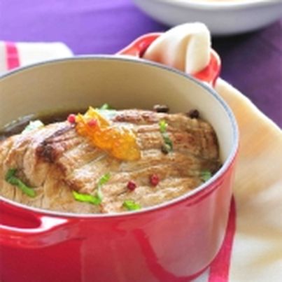 Noix de veau rôtie aux grains de café, potiron moelleux, confitures de châtaigne et de mandarine Bonne Maman