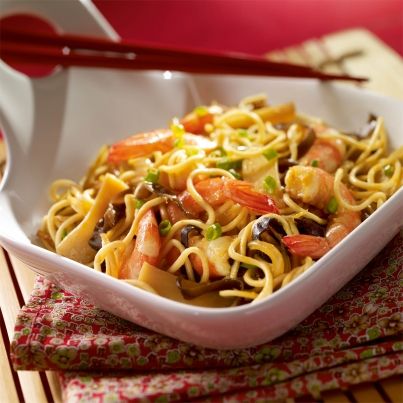 Nouilles aux crevettes et champignons noirs