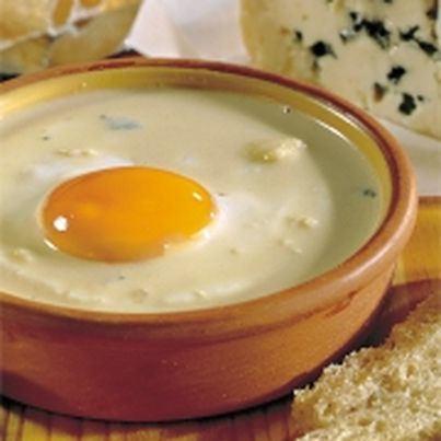 Œufs au Roquefort