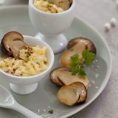 Brouillade d'œufs et cèpes