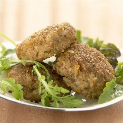 Palets de veau en chapelure croustillante de pain complet et noisettes
