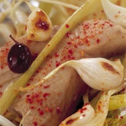 Papillote de thon d'Aquitaine, à l'ail nouveau et au piment d'Espelette
