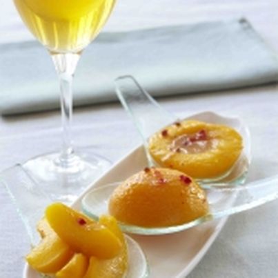 Pêches au cidre et baies roses
