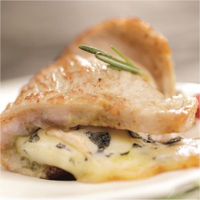 Picatta de veau aux olives vertes et à la Fourme d'Ambert