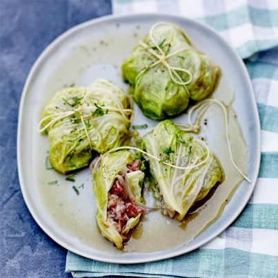 Pieds de porc croustillants en petits paquets verts