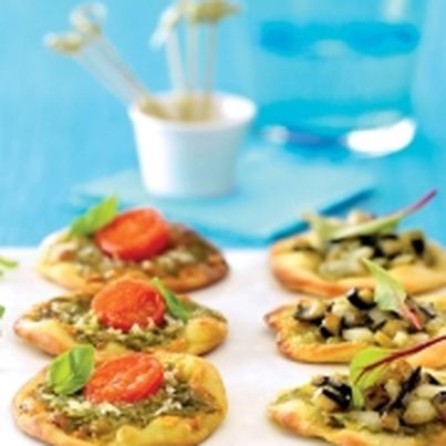 Minis pizzas à la Mozzarelle, Aubergine et Pesto