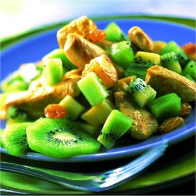 Poêlée de kiwi aux pommes de terre et poulet