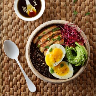 Power Bowl au Poulet Mariné et aux Oeufs Label Rouge