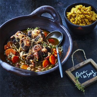 Queue de bœuf braisée et dahl épicé aux lentilles