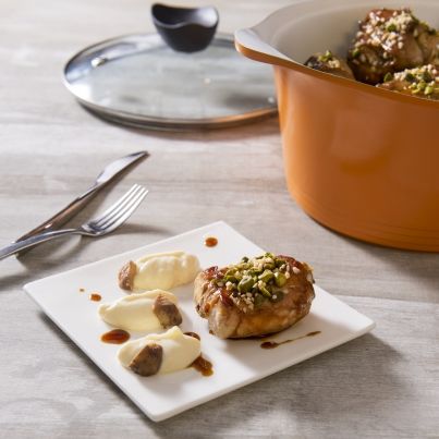 Râbles de Lapin caramélisé aux mendiants et mousseline de céleri aux marrons