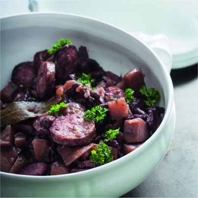 Ragoût de pommes de terre au Trousseau et saucisse de Morteau