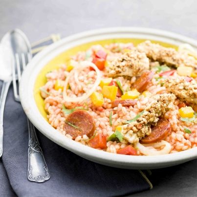 Riz façon Jambalaya au poulet-cacahuètes