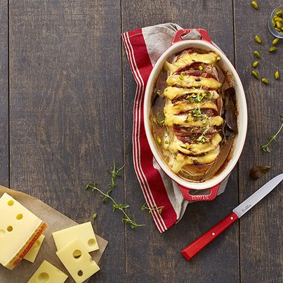 Rôti de veau Orloff à l'Emmentaler AOP suisse, Coppa et Pistaches