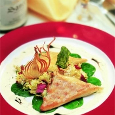 Salade de brick de Chavignol au basilic
