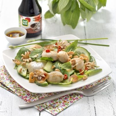 Salade calamars grillés, sauce soja et basilic thaï