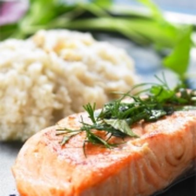 Saumon aux herbes fraîches et pressée d'artichauts