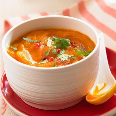 Soupe chaude de carotte et Cranberry à la coriandre