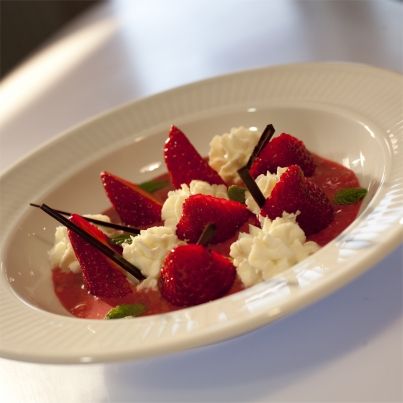 Soupe de fraises à la crème selloise