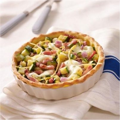 Tarte courgette, lardons, citron et romarin