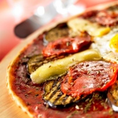 Tarte fine aubergine et Chorizo Aoste Sélection