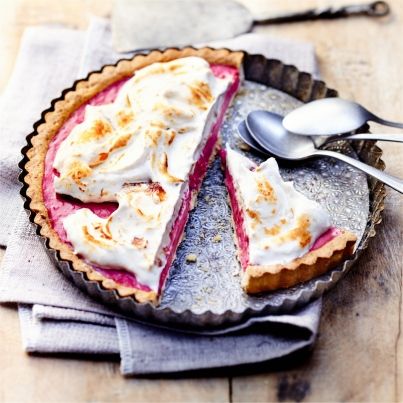 Tarte Framboise Meringuée à la Rhubarbe