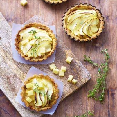 Tartelettes Poires-Pommes Caramélisées au Gruyère AOP Suisse