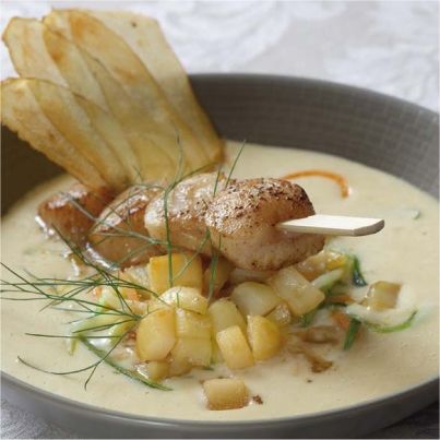 Velouté de Princesse Amandine® aux Saint-Jacques et julienne de légumes