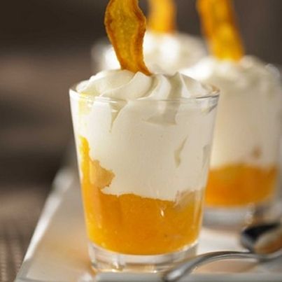 Verrine de chèvre frais, carottes confites et ananas rôti